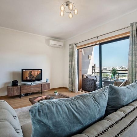 Sunset Home Olhao- Modern 3 Bed Luxury Apartment With Rooftop Pool المظهر الخارجي الصورة