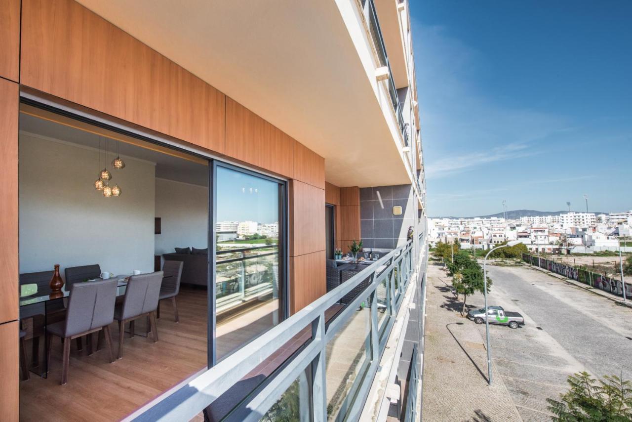Sunset Home Olhao- Modern 3 Bed Luxury Apartment With Rooftop Pool المظهر الخارجي الصورة