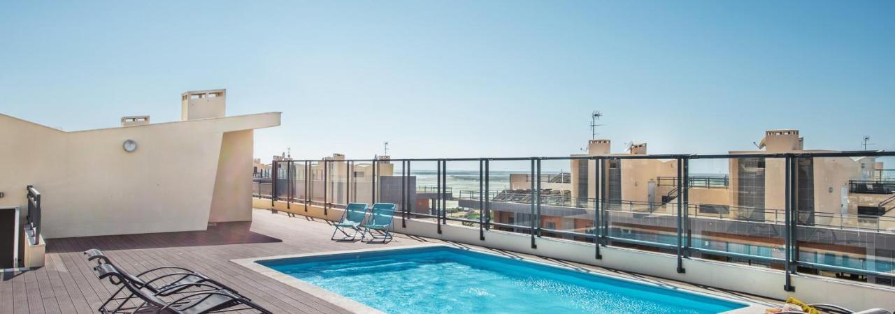 Sunset Home Olhao- Modern 3 Bed Luxury Apartment With Rooftop Pool المظهر الخارجي الصورة