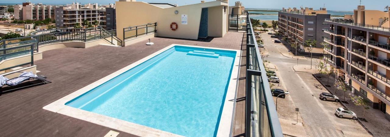Sunset Home Olhao- Modern 3 Bed Luxury Apartment With Rooftop Pool المظهر الخارجي الصورة